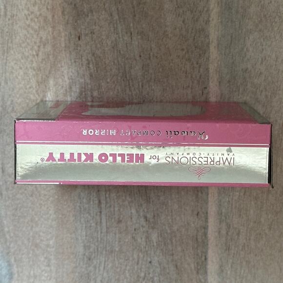 New Hello Kitty Kawaii Compact Mirror with Touch Sensor Impressions Vanity Gift - Picture 7 of 9